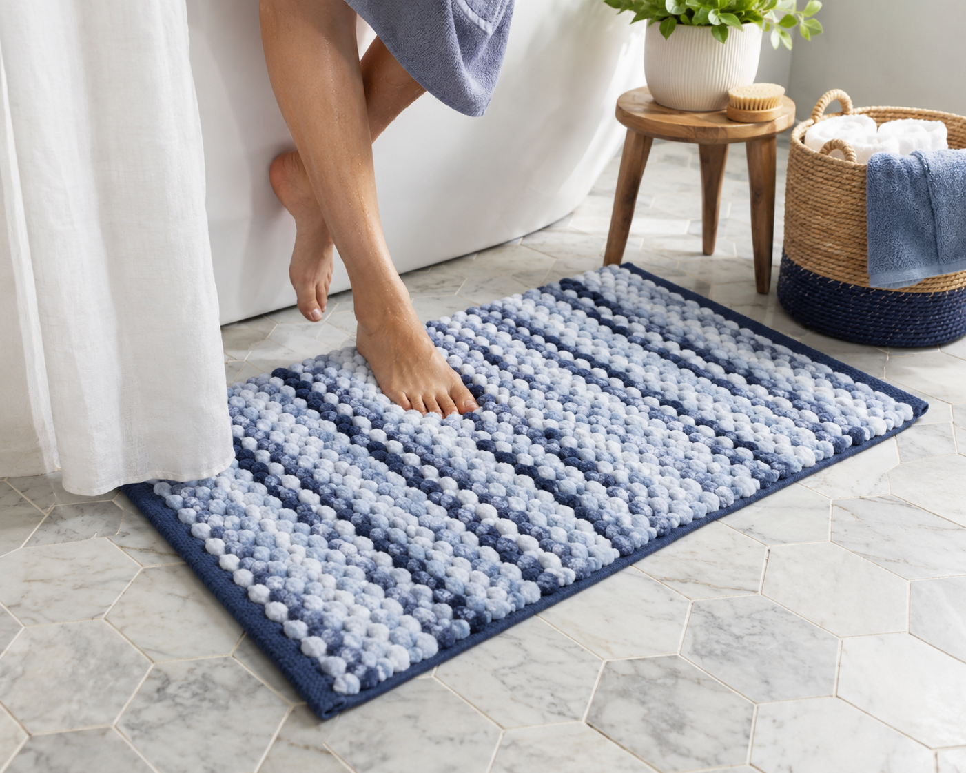Blue Bobble Bath Mat